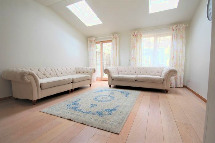 3 Bedroom Terraced House To Rent In Alibon Road, Dagenham, RM9