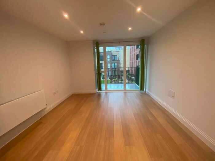 1 Bedroom Flat To Rent In Carraway Street, Reading, London &#; Bed Flat, RG1