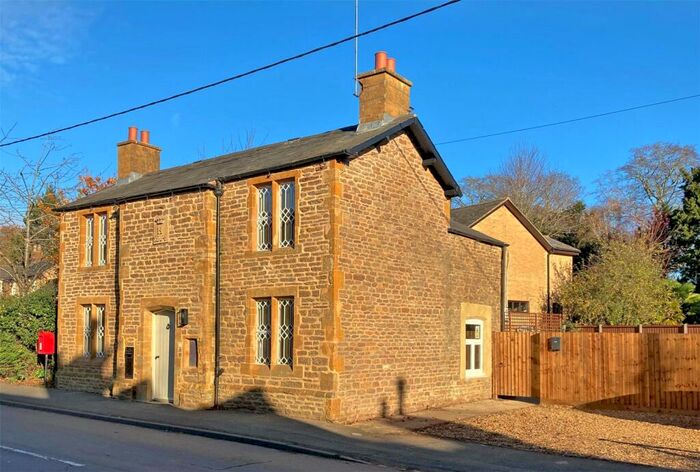 3 Bedroom Detached House For Sale In Main Street, Watford Village, Northamptonshire, NN6
