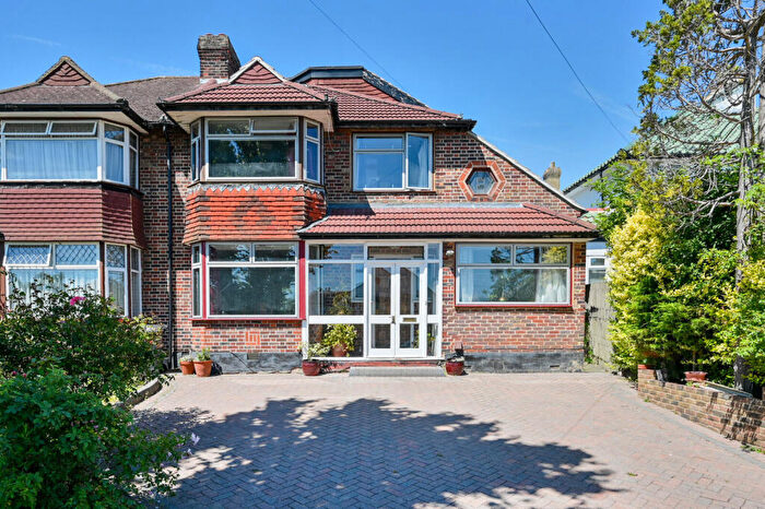 5 Bedroom Semi-Detached House For Sale In Stoneleigh Park Road, Stoneleigh, Epsom, KT19