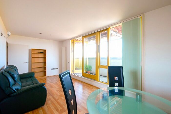 1 Bedroom Flat To Rent In Southern Way, Greenwich Millennium Village, London, SE10