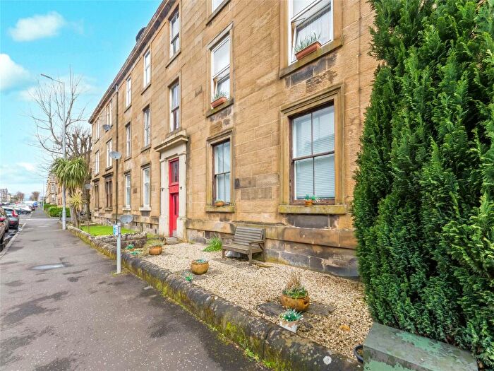 3 Bedroom Flat For Sale In Brisbane Street, Greenock, Inverclyde, PA16