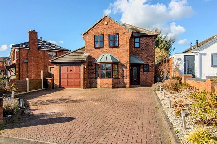 3 Bedroom Detached House To Rent In Spinney Lane, Chase Terrace, Burntwood, WS7