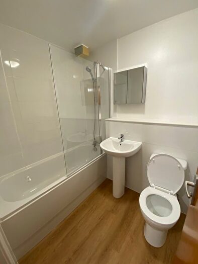 1 Bedroom Flat To Rent In Somerset Gardens, Creighton Road, London, N17
