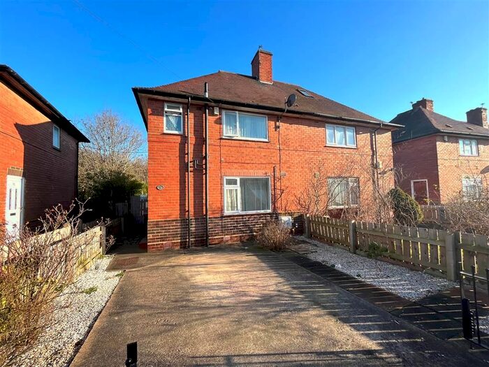 3 Bedroom Property To Rent In Lindfield Road, Nottingham, NG8