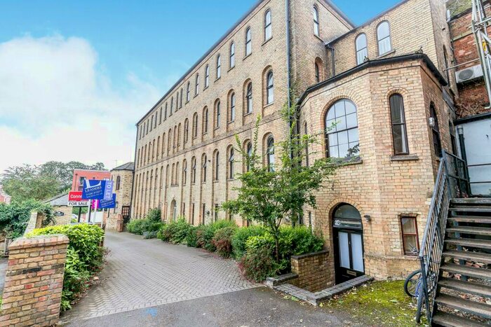 1 Bedroom Apartment To Rent In Markhams Court, Buckingham, MK18