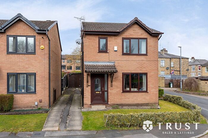 3 Bedroom Detached House For Sale In James Street, Liversedge, WF15