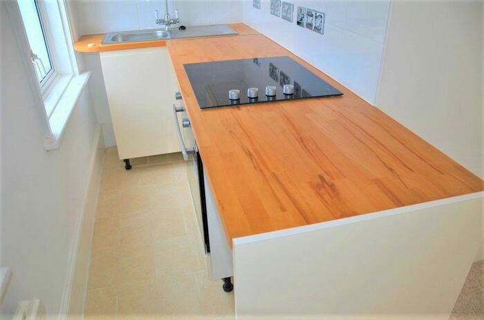 1 Bedroom Flat To Rent In Borough Hill, Croydon, CR0