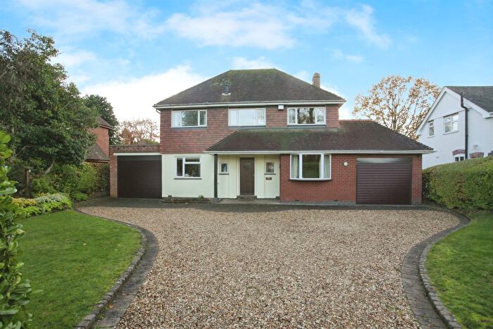 5 Bedroom Detached House For Sale In Hillmorton Road, Rugby, CV22