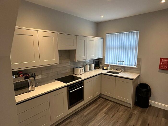 3 Bedroom Flat For Sale In Marine Road East, Bare, Morecambe, LA4