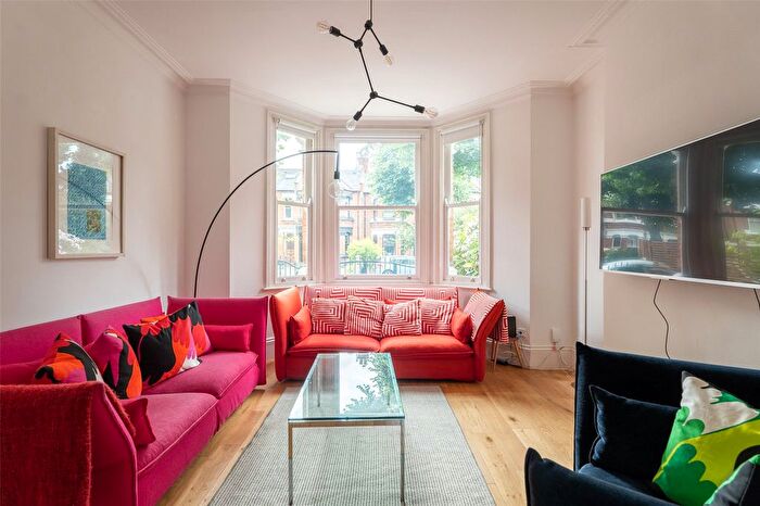 4 Bedroom Terraced House To Rent In Barlby Road, North Kensington, W10
