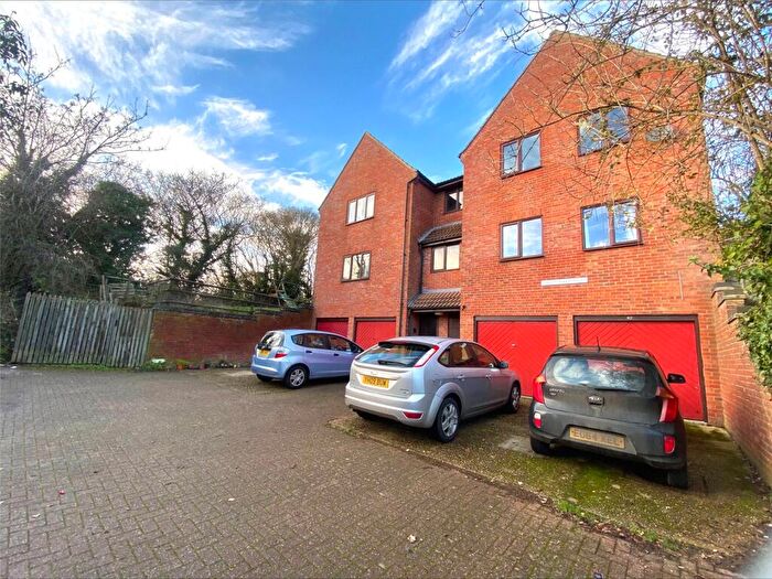 House To Rent In Stanley Wood Avenue, Sudbury, CO10