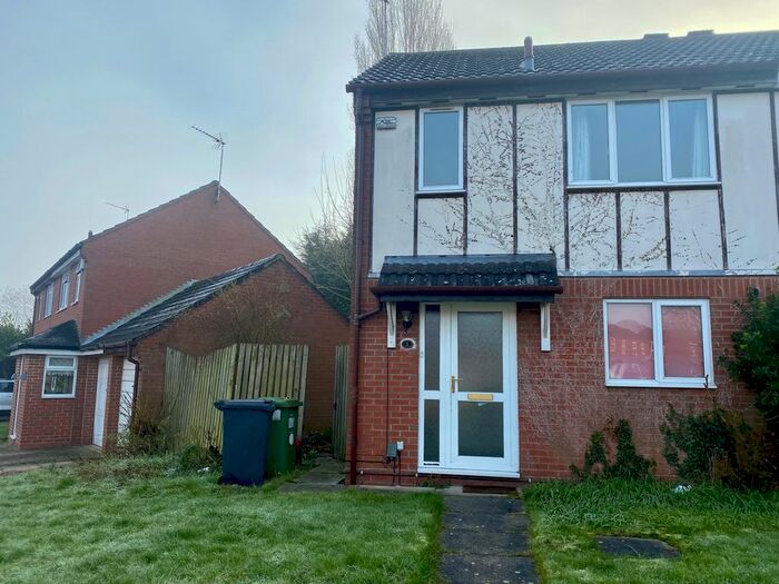 2 Bedroom Semi-Detached House To Rent In Brakesmead, Leamington Spa, CV31