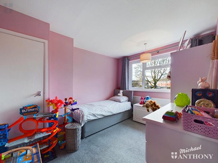 3 Bedroom End Of Terrace House For Sale In Chadwell Path, Aylesbury, Buckinghamshire, HP21