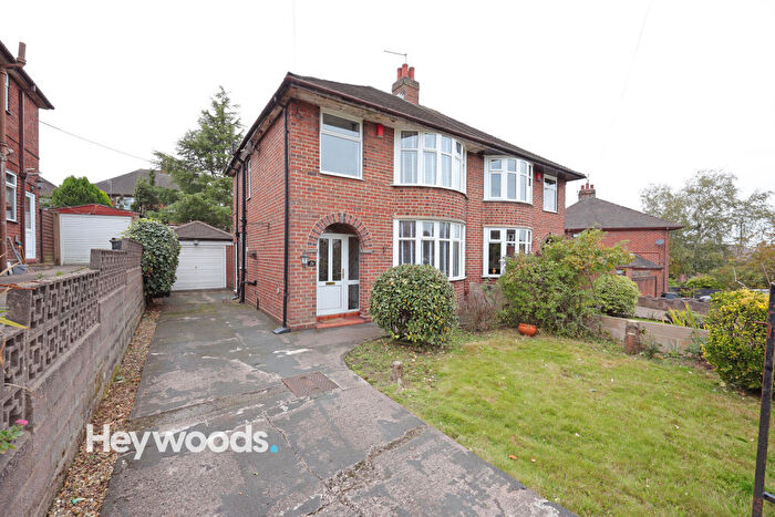 3 Bedroom Semi-Detached House For Sale In Heaton Terrace, Porthill Newcastle-under-Lyme, Staffordshire, ST5