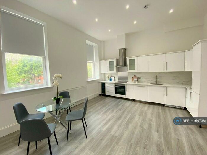 2 Bedroom Flat To Rent In Spa Road, London, SE16