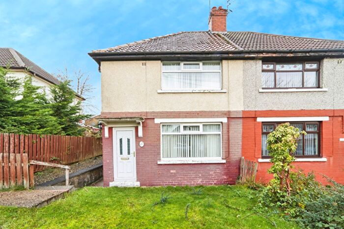 2 Bedroom Semi Detached House For Sale In Malham Avenue, Bradford, BD9