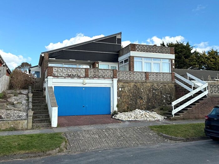4 Bedroom Detached House For Sale In Wanderdown Road, Ovingdean, Brighton, BN2