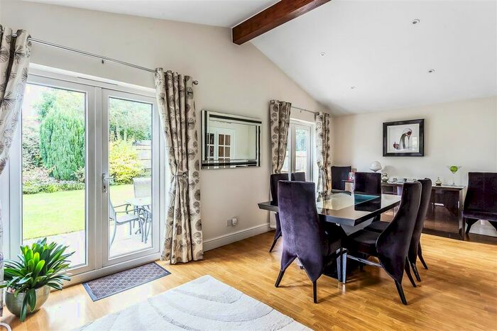 4 Bedroom Detached House For Sale In Oldfield Gardens, Ashtead, KT21