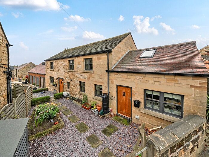 3 Bedroom Detached House For Sale In The Old Byre, Manor Farm Lane, Wragby, Wakefield, West Yorkshire, WF4
