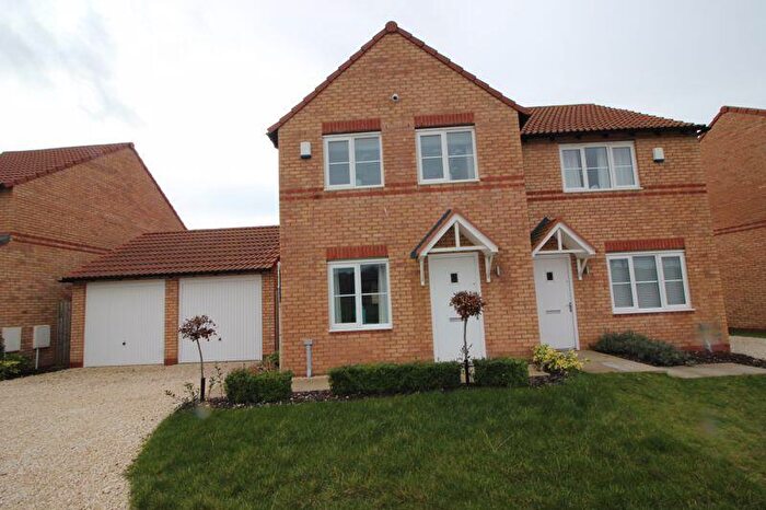 3 Bedroom Semi-Detached House To Rent In Riverdale Road, New Ollereton, NG22