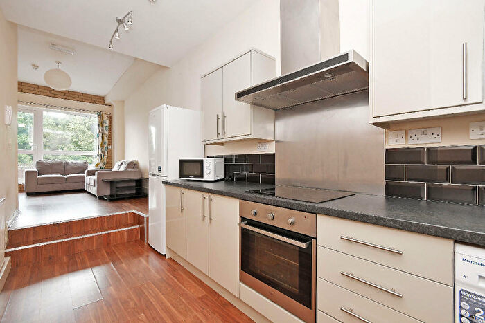 3 Bedroom Duplex To Rent In Crookesmoor Road, Walkley, Sheffield, S6