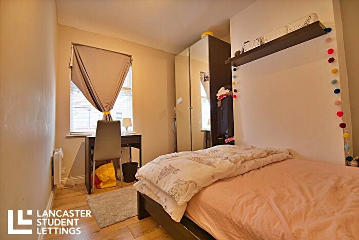 5 Bedroom House To Rent In Golgotha Road Lancaster, Lancaster, LA1