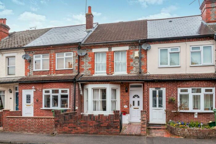 3 Bedroom Terraced House To Rent In Coronation Road, RG21