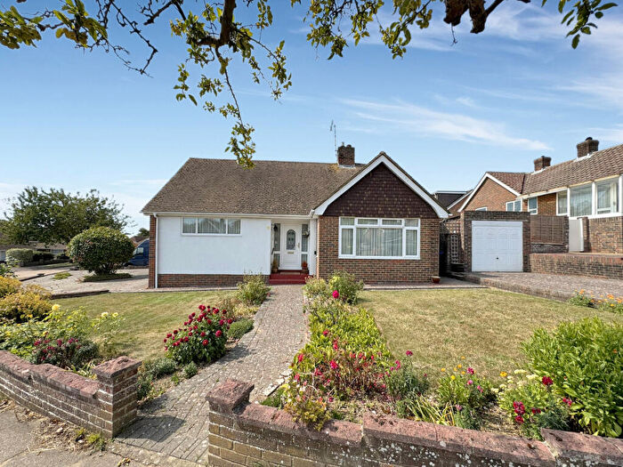 2 Bedroom Detached Bungalow For Sale In Norbury Drive, Lancing, BN15