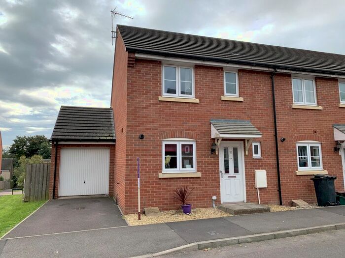 3 Bedroom Semi-Detached House To Rent In Peach Pie Street, Wincanton, BA9