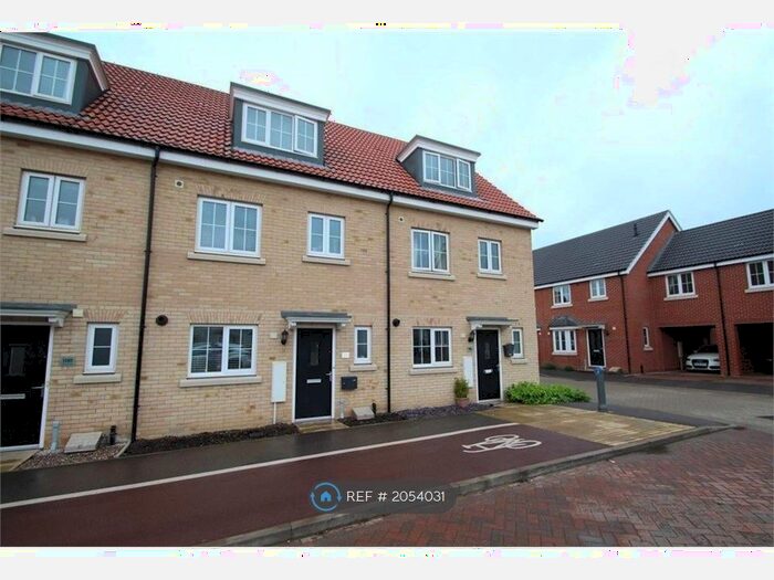4 Bedroom Terraced House To Rent In Osprey Drive, Stowmarket, IP14