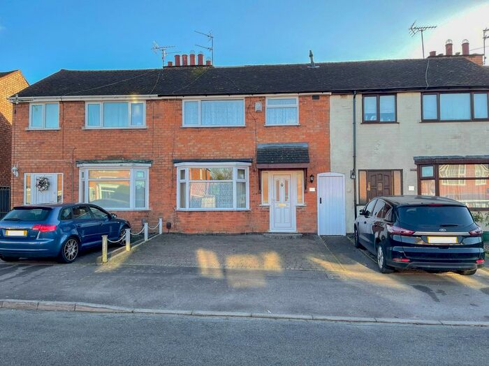 3 Bedroom Town House To Rent In Estoril Avenue, Wigston LE18