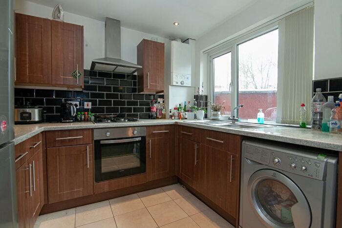 5 Bedroom Terraced House To Rent In , Mildred Street, Salford, M7