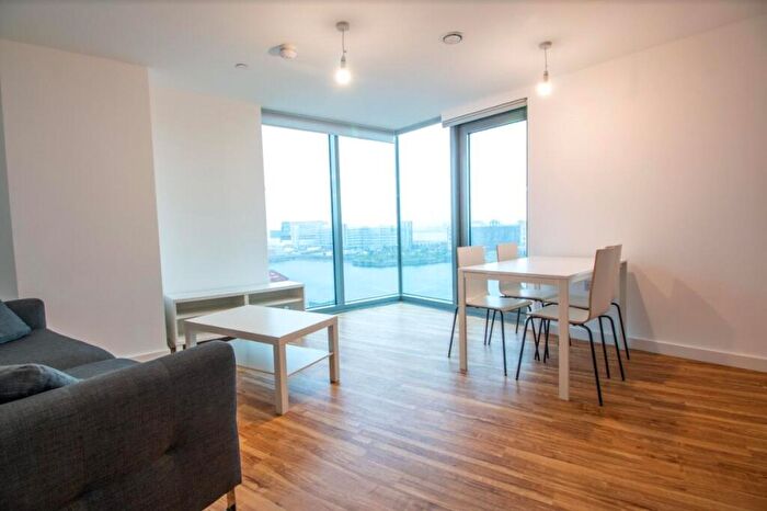 2 Bedroom Flat To Rent In The Tower, Plaza Boulevard, Liverpool, L8