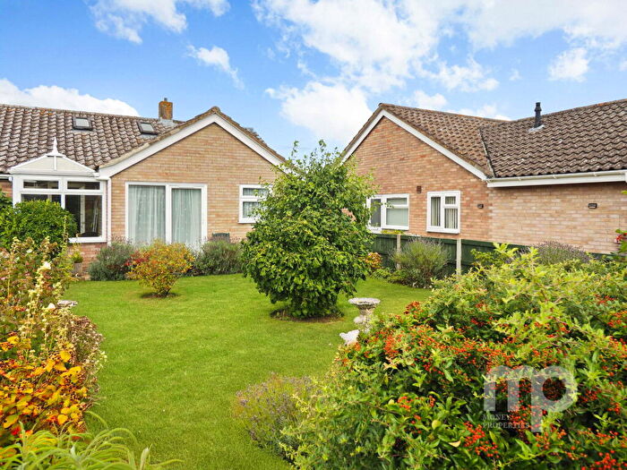 4 Bedroom Semi-Detached House For Sale In Sheffield Road, Wymondham, NR18
