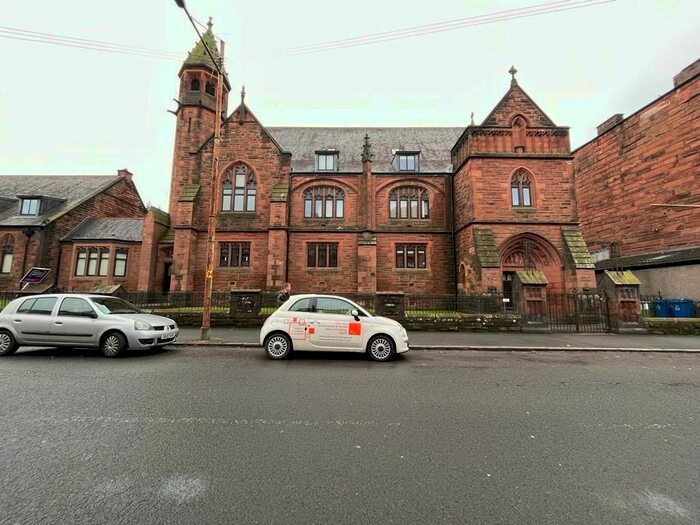 2 Bedroom Flat To Rent In Newlands Road, Glasgow G44