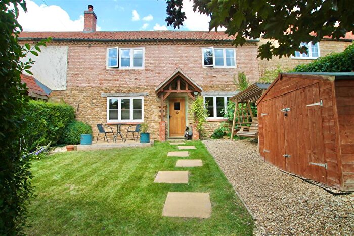 3 Bedroom House To Rent In Low Road, Hough-On-The-Hill, Grantham, NG32