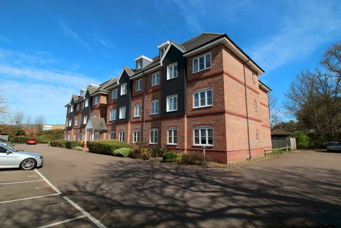 1 Bedroom Apartment To Rent In Cadwell Lane, Hitchin, SG4
