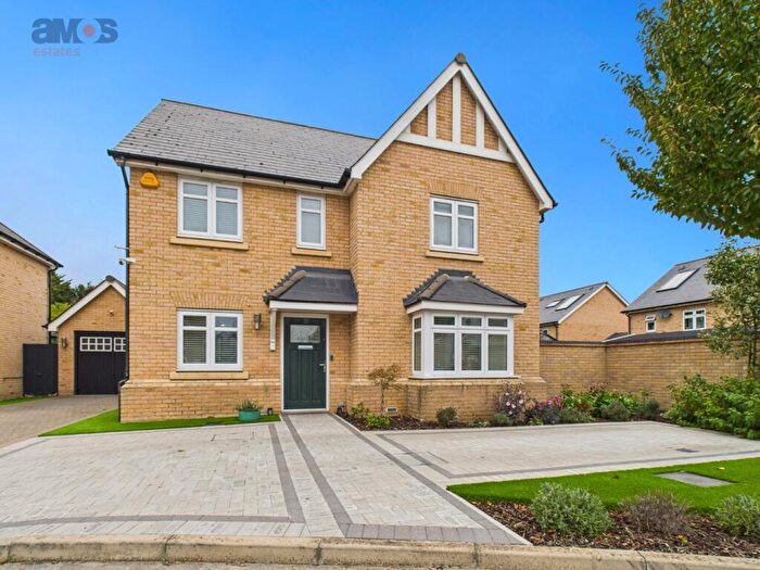 4 Bedroom Detached House For Sale In Nursery Drive, Hawkwell, Essex, SS5