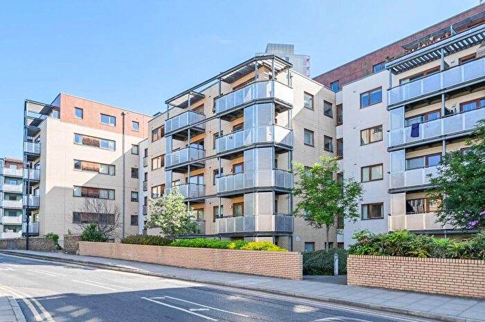 1 Bedroom Flat For Sale In Campbell Road, , Bow, London, E3