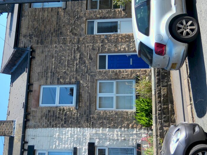 3 Bedroom Terraced House To Rent In Kirkstone Road, Sheffield, S6