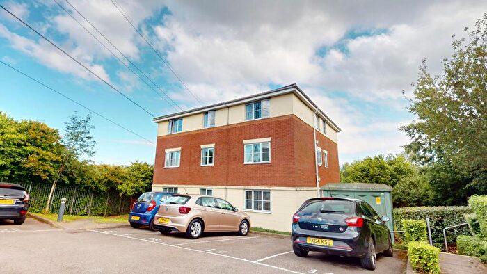 2 Bedroom Flat For Sale In Youghal Close, Pontprennau, Cardiff, CF23