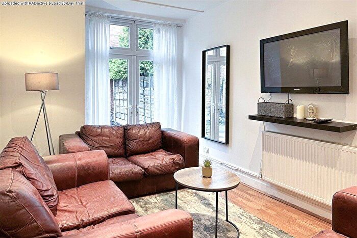 4 Bedroom Semi-Detached House To Rent In Victoria Road, Whalley Range, Manchester, M16