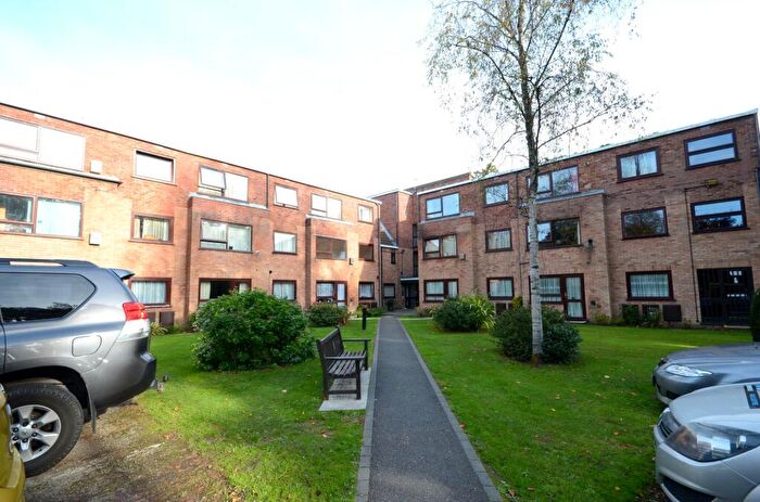 1 Bedroom Flat For Sale In Wellington Road, Homeleigh House, BH8