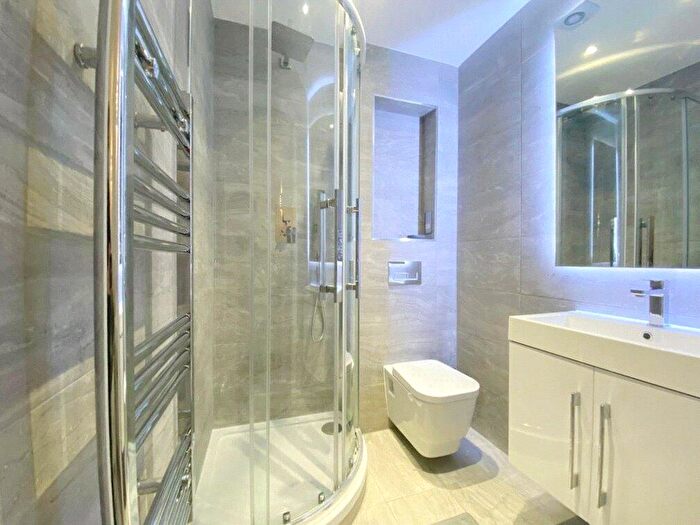 2 Bedroom Apartment To Rent In Vista House, Lincoln Road, Dorking, Surrey, RH4