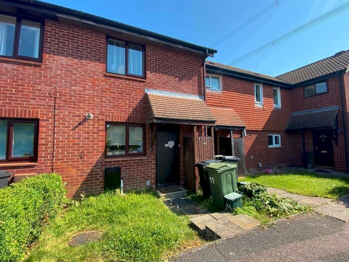 2 Bedroom Terraced House To Rent In Lincoln Gardens, Didcot, Oxfordshire, OX11