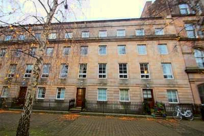 2 Bedroom Flat To Rent In St. Andrews Square, Glasgow, G1