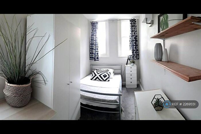 8 Bedroom Semi-Detached House To Rent In Upperthorpe, Sheffield, S6