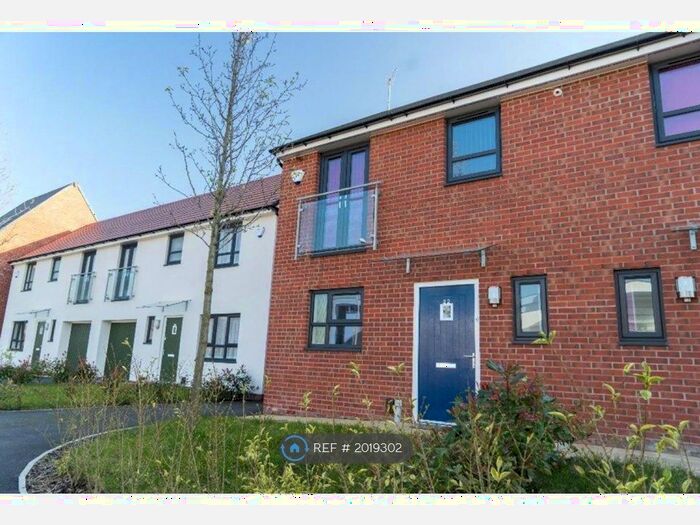 3 Bedroom Semi-Detached House To Rent In Wheaters Street, Salford, M7