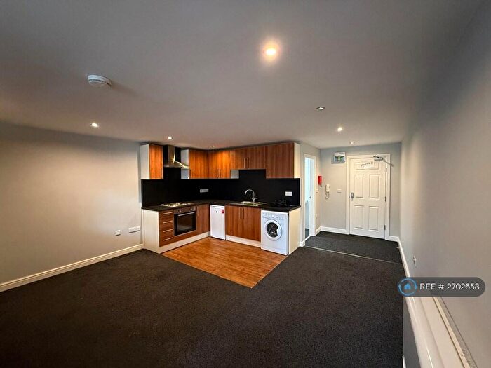 Studio To Rent In Cleveland Street, Doncaster, DN1